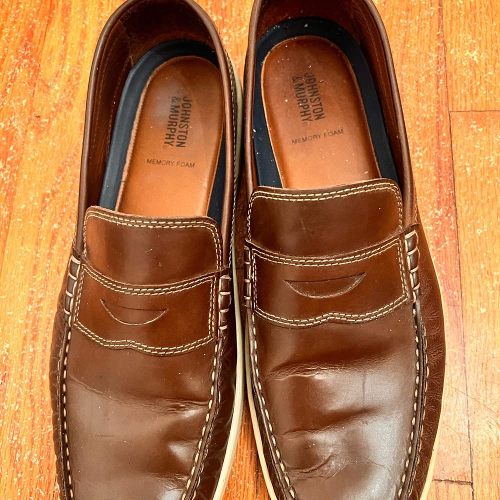 Johnston & Murphy Rich Brown Slip-On Loafers